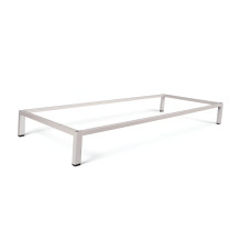 FFRAME LL HIGH 1200 | Erhöhter Untergestell unter dem Garderobenspind mit einer Breite von 1200 mm