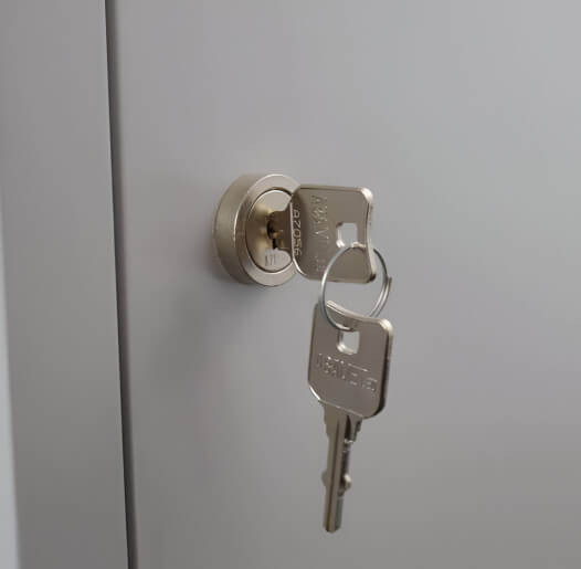 Zylindrisches Schloss mit zwei Schlüsseln für Schränke des Typs H, LOCK IN H 19 NEW